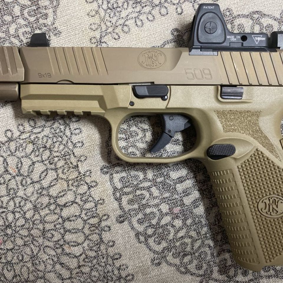 Image 2 - FN 509 w/ Trijicon Rm06 PMM 