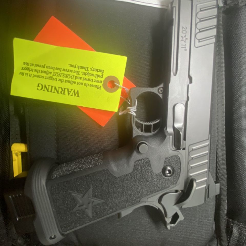 Image 2 - Staccato 2011 P 9mm 