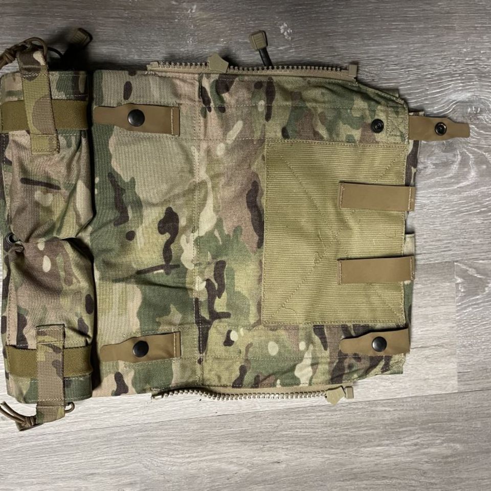 Image 2 - CRYE BACK PANEL LARGE 