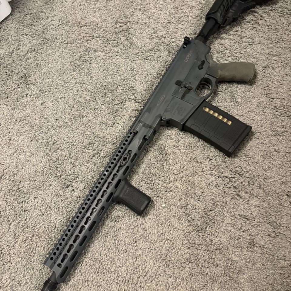 Image 2 - Daniel Defense DD5v1
