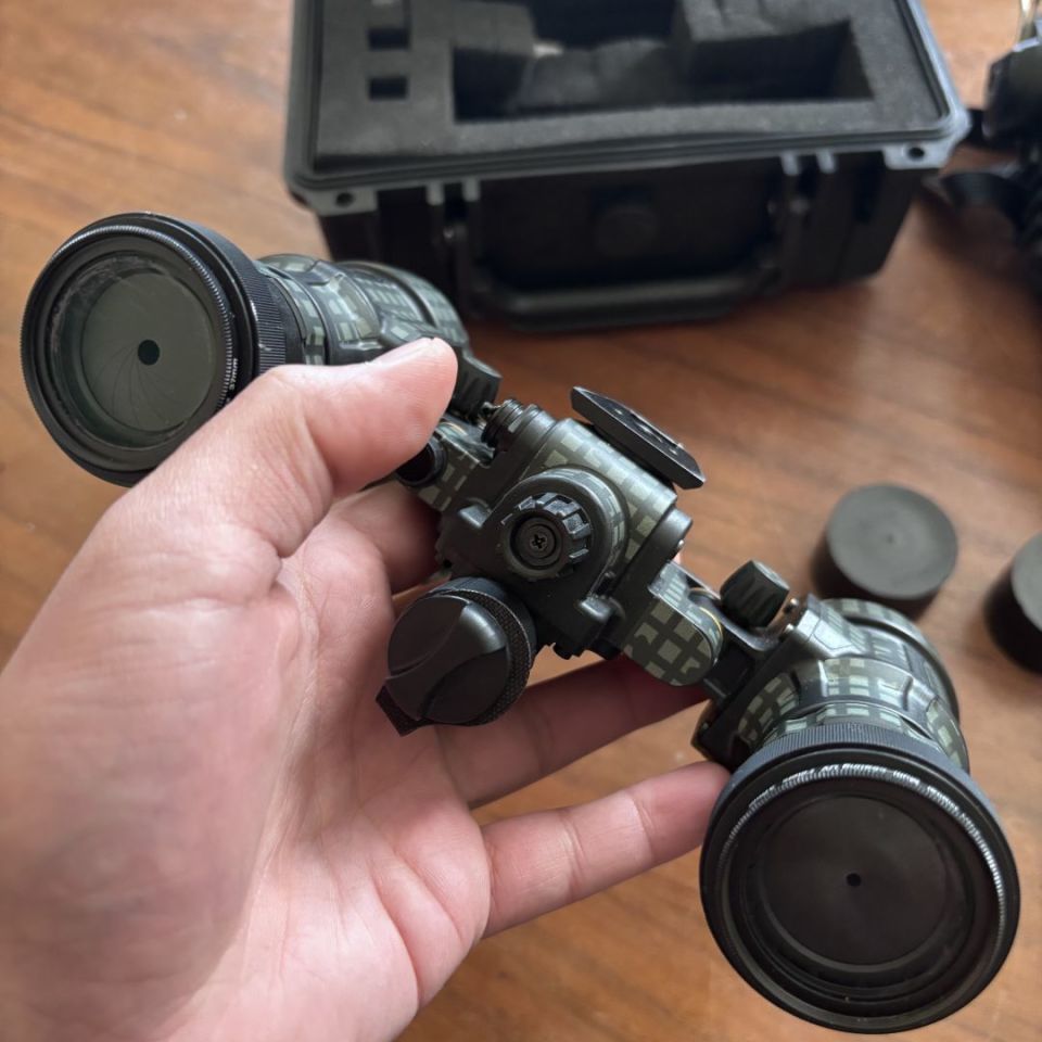 Image 2 - 1431 Omni 8