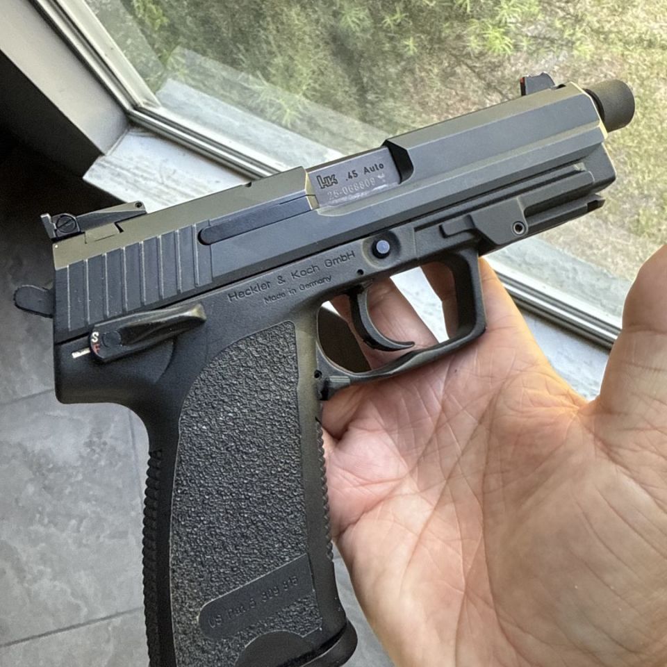 Image 5 - H&K USP tactical 45 