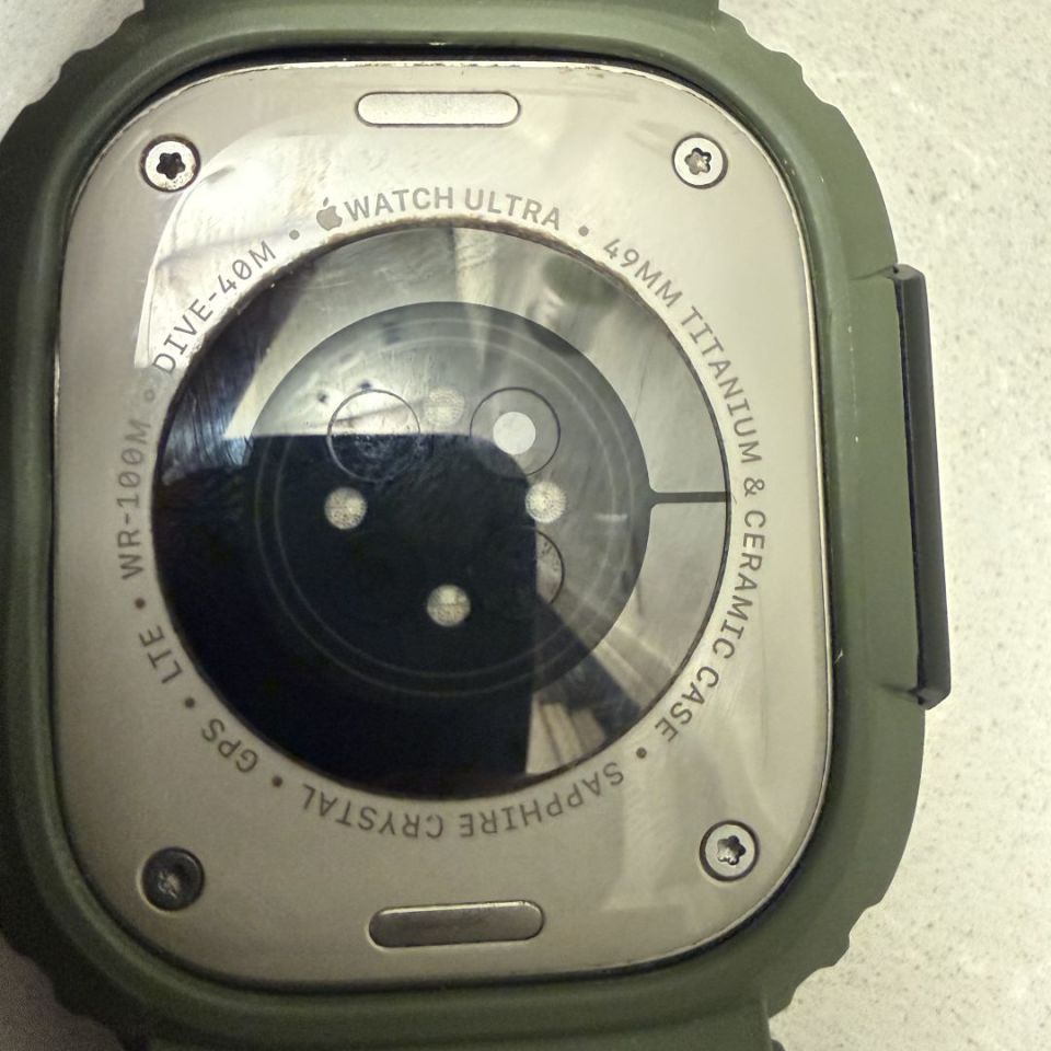 Image 2 - Apple Watch Ultra 49mm