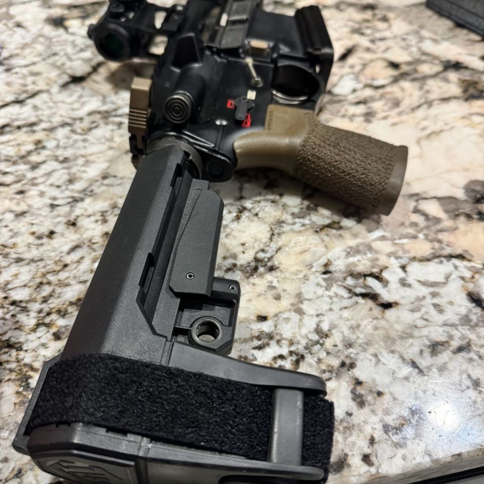 Image 4 - Price drop!!!!!300 blk w xtras