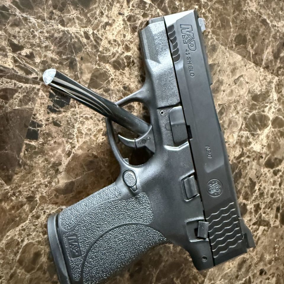 Image 1 - Smith and Wesson shield 45