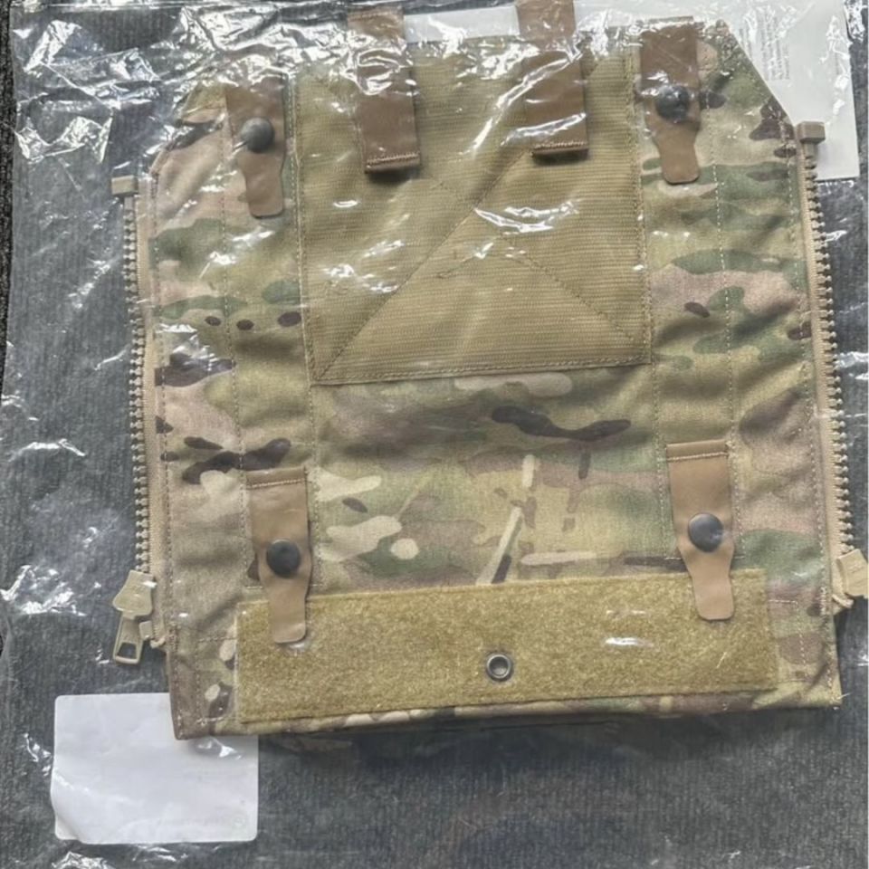 Image 3 - Crye zip on panel