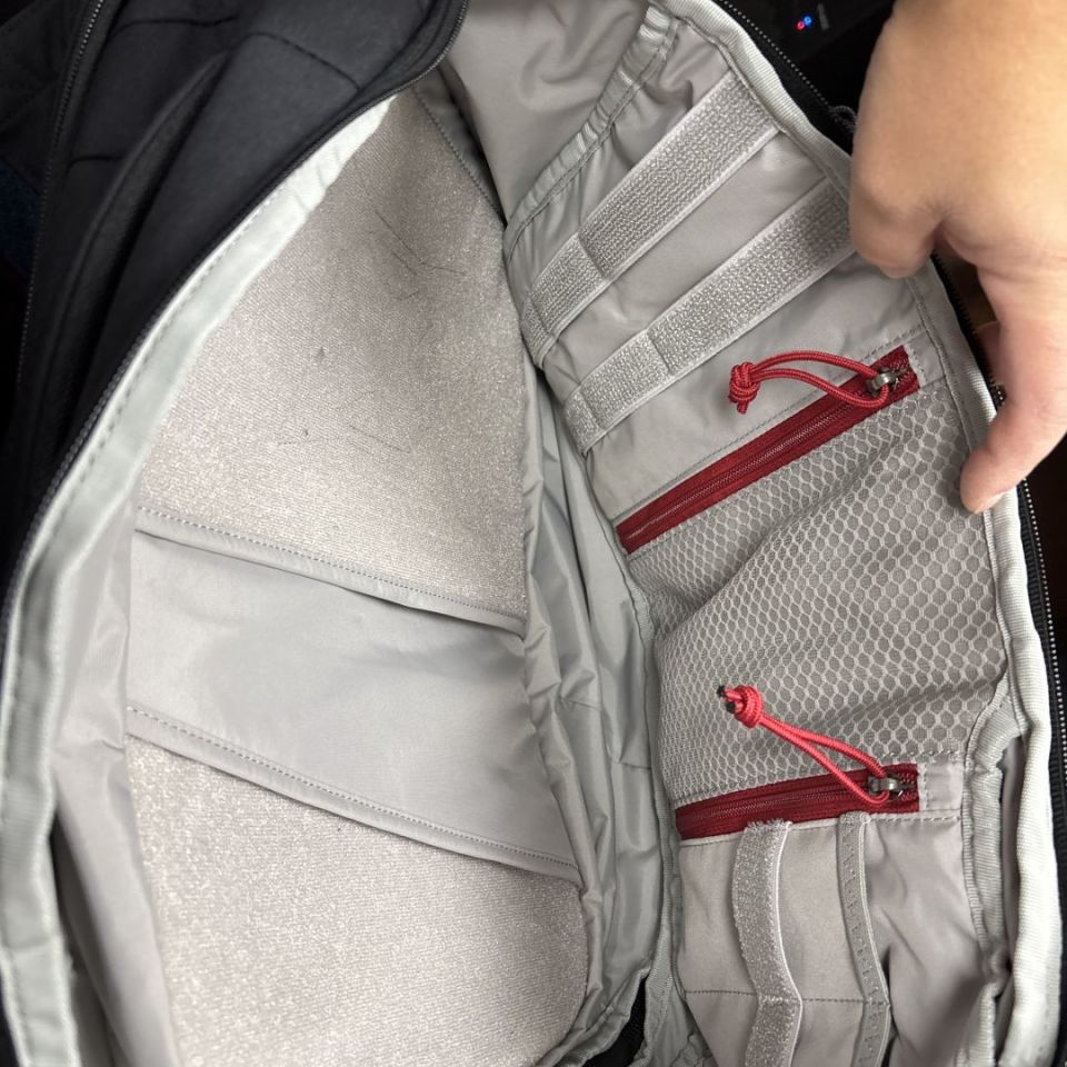 Image 3 - Vertx Gamut sling 18L