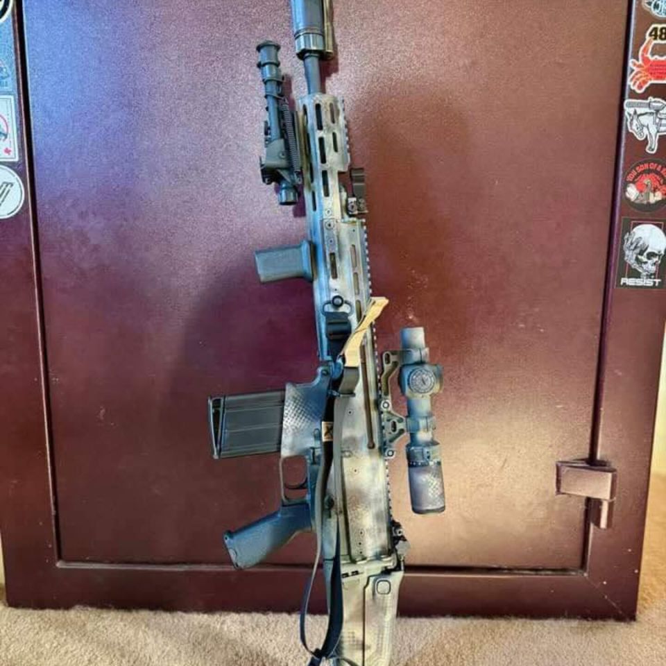 Image 1 - Scar 17 **REDUCED**