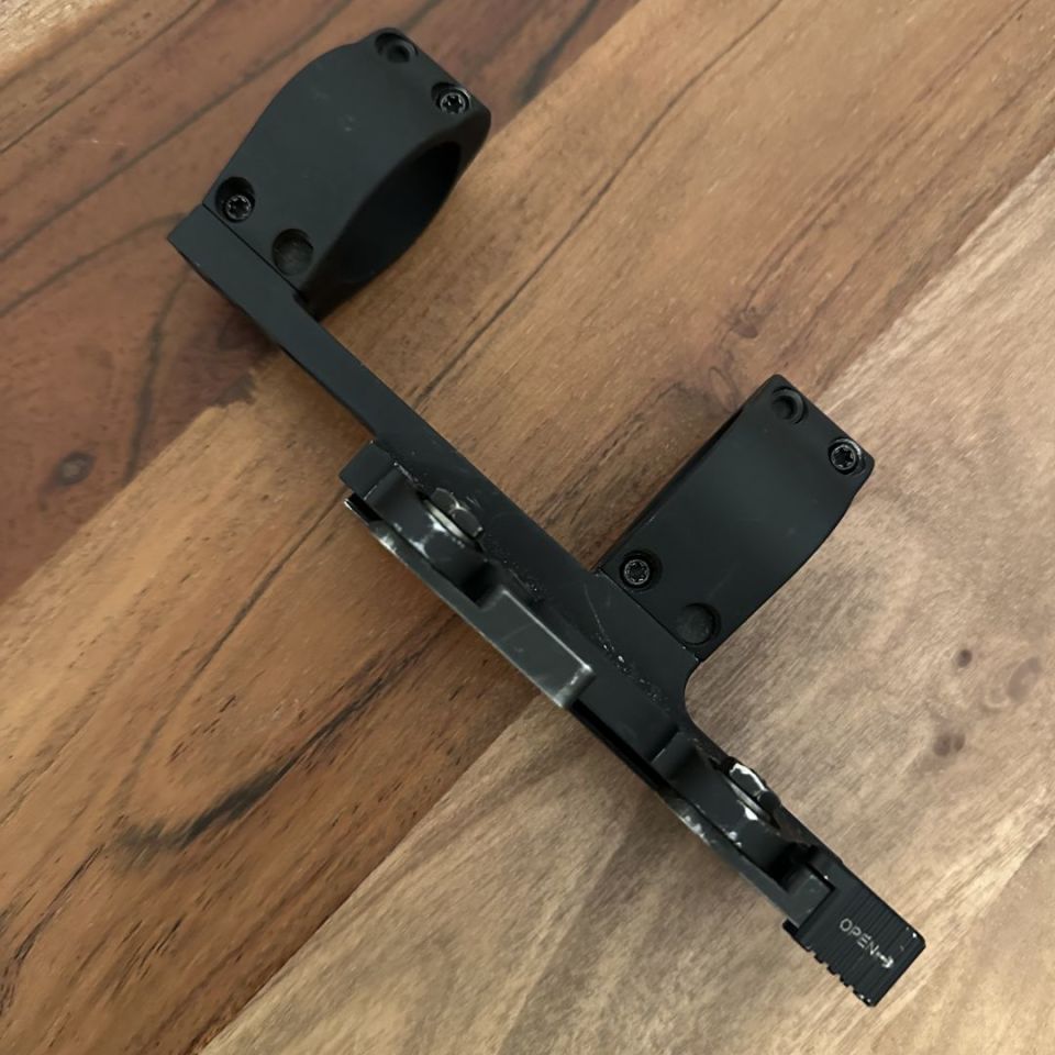 Image 2 - Larue SPR 1.5 QD Mount 30mm