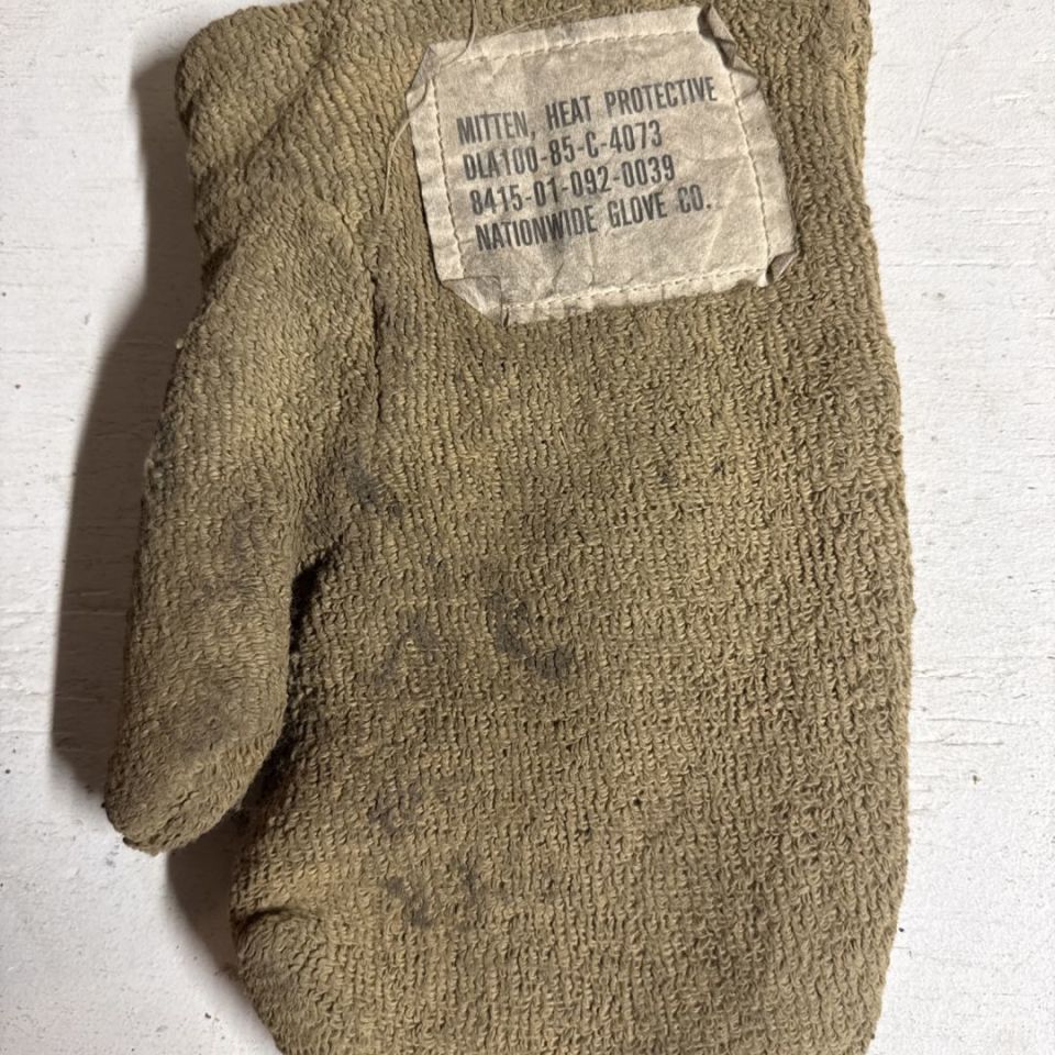 Image 2 - Machine gun hot barrel glove