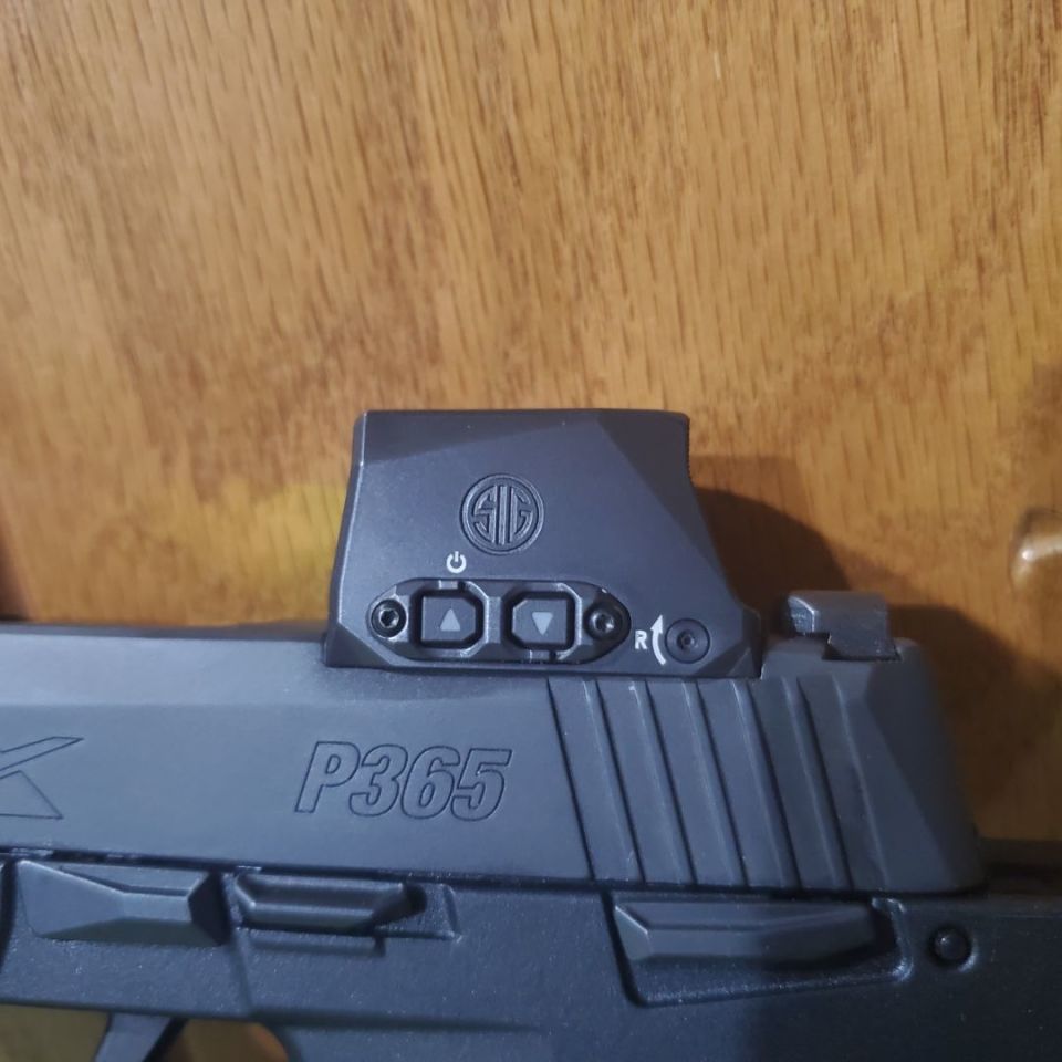 Image 1 - Sig loc romeo x compact