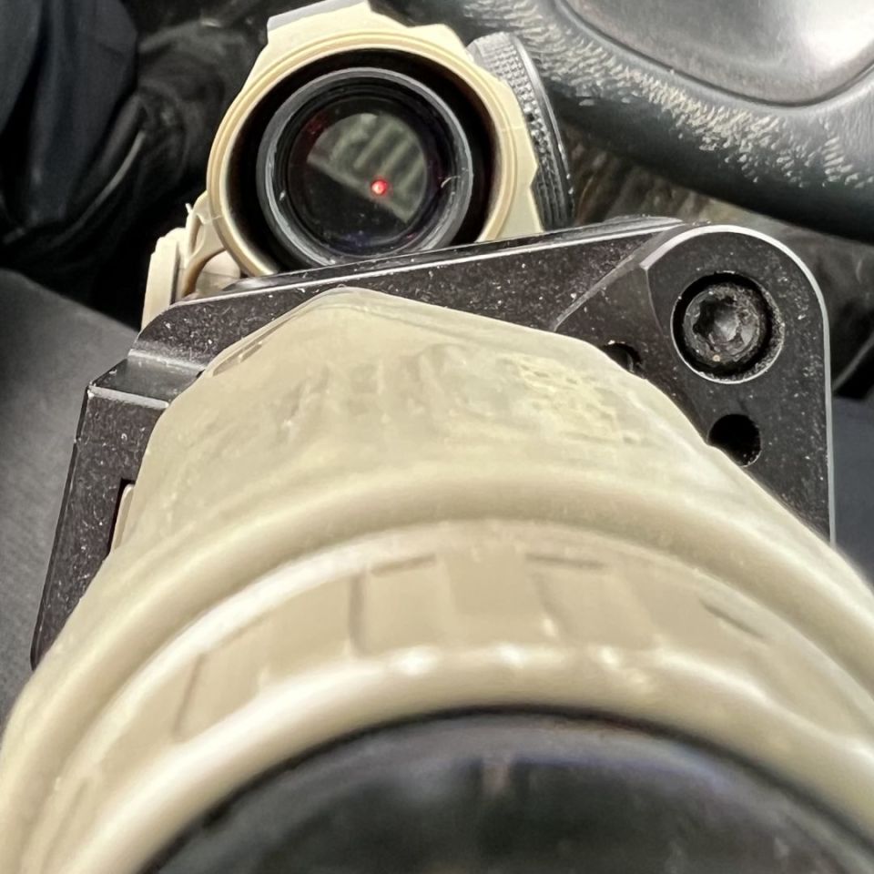 Image 4 - Aimpoint t2/Eotech G33, Unitys