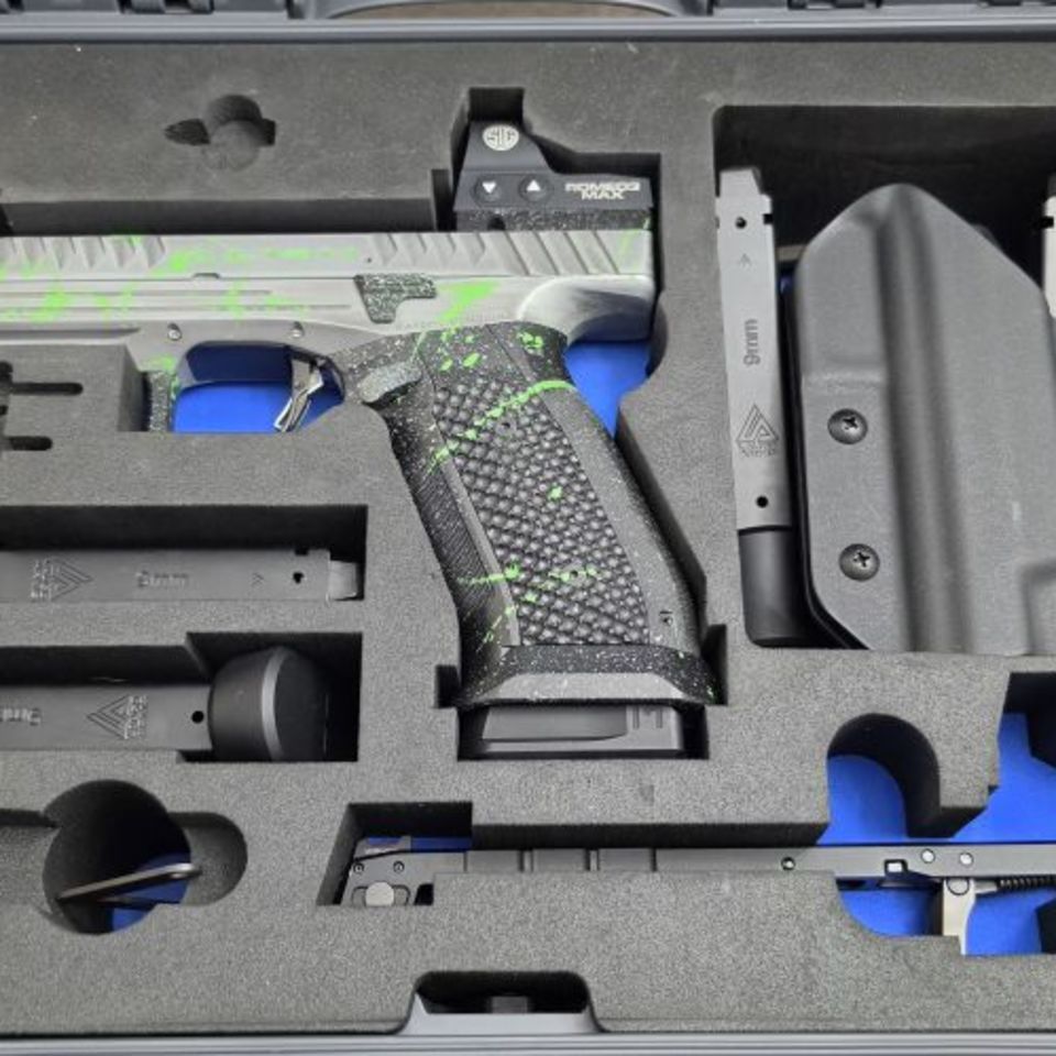 Image 3 - Full Custom Laugo Alien Kit