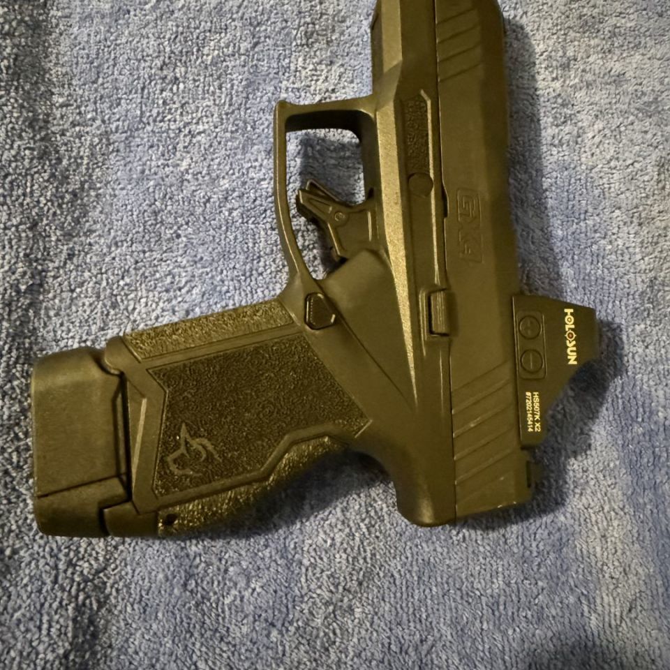 Image 1 - Taurus GX4 W 507K