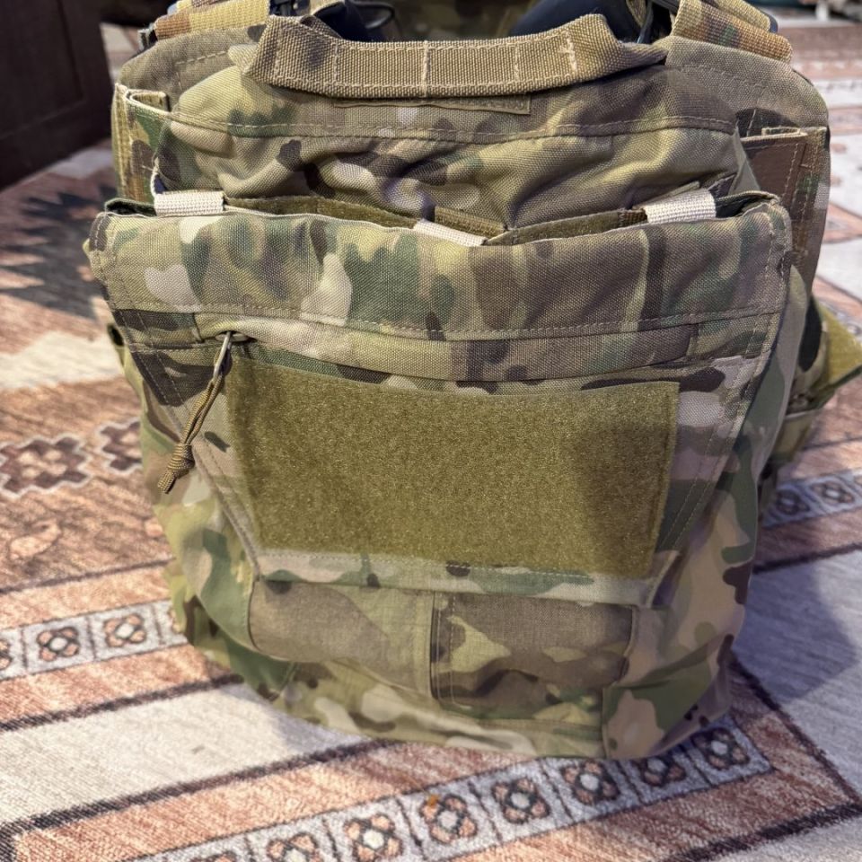Image 2 - Crye CPC with zip on pack 