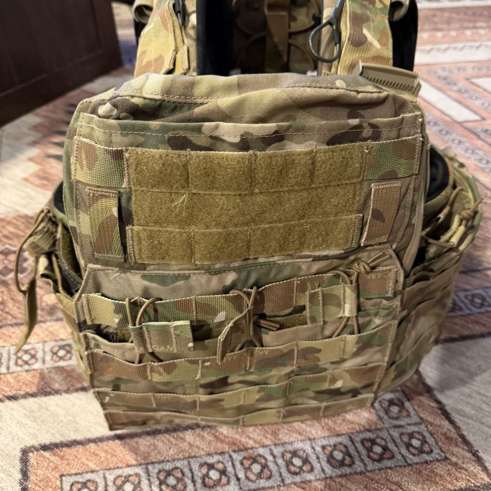 Image 1 - Crye CPC with zip on pack 