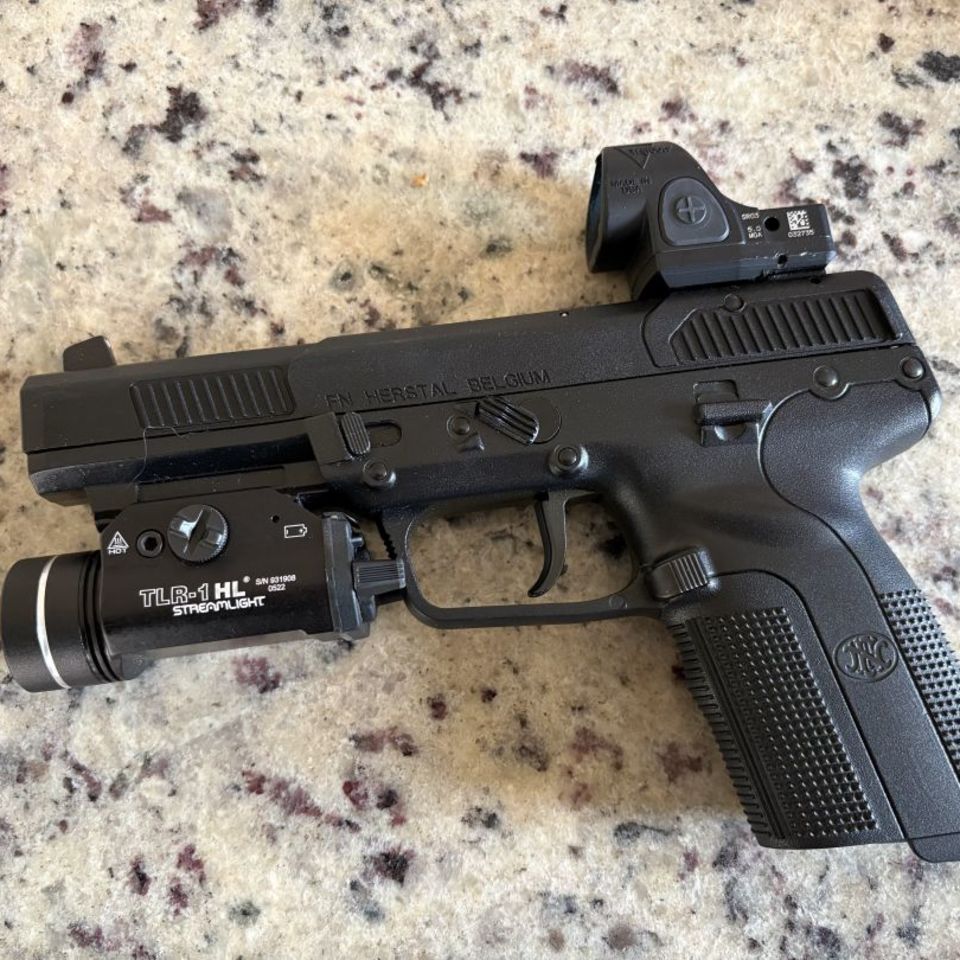 Image 2 - FN Five SeveN MK2 5.7x28