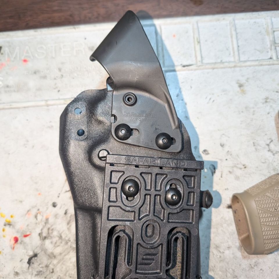 Image 3 - P320 grip & Safariland holster