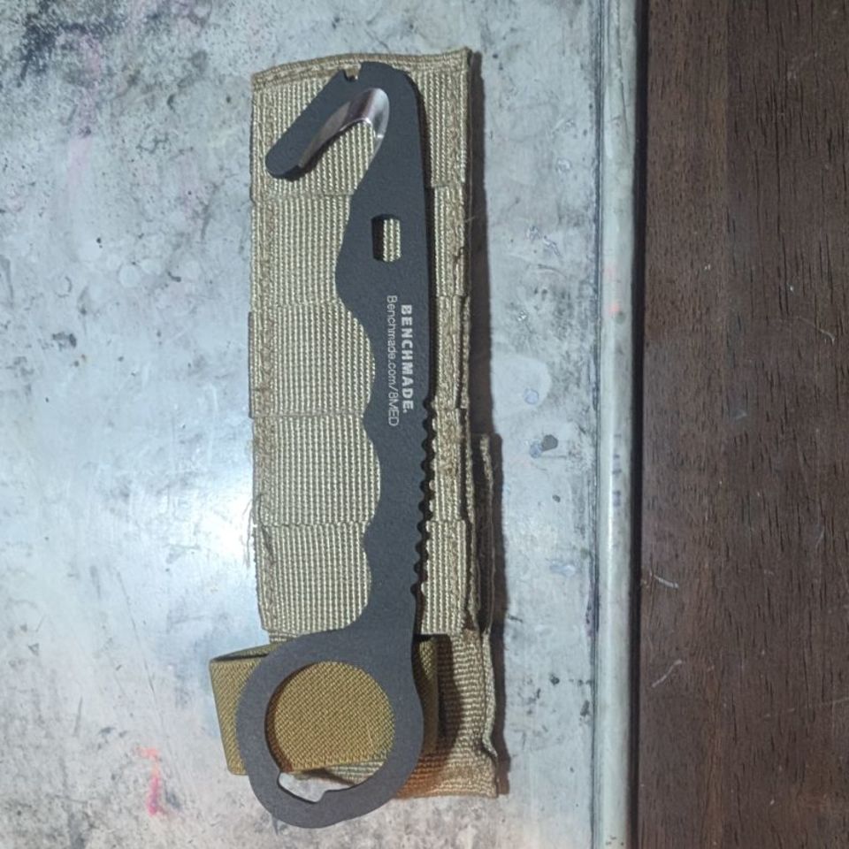 Image 1 - Benchmade seatbelt cutter
