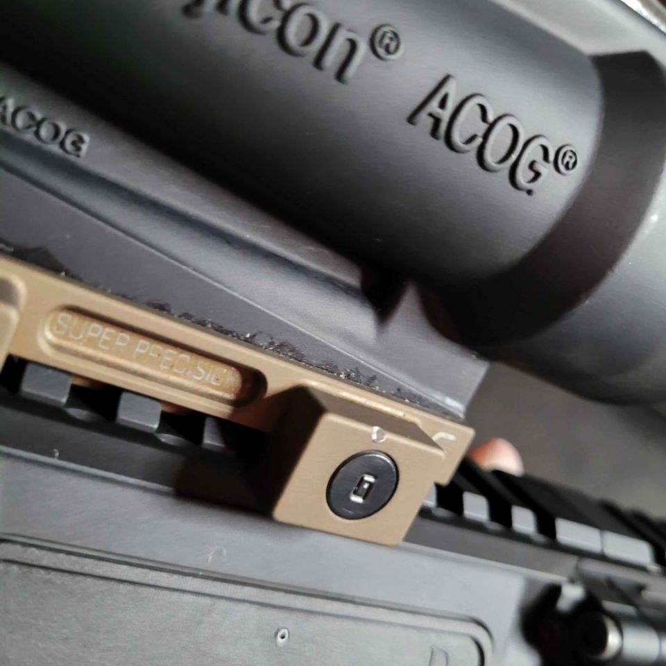 Image 3 - Trijicon ACOG & Geissele Mount