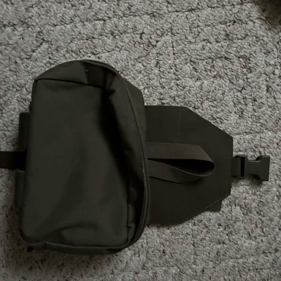 Image 2 - Tear away IFAK /GP pouch PETAC