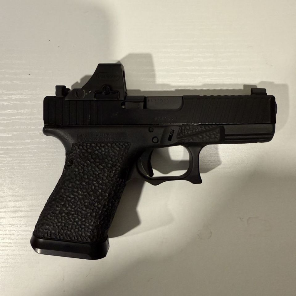 Image 2 - Glock 19 Gen 4