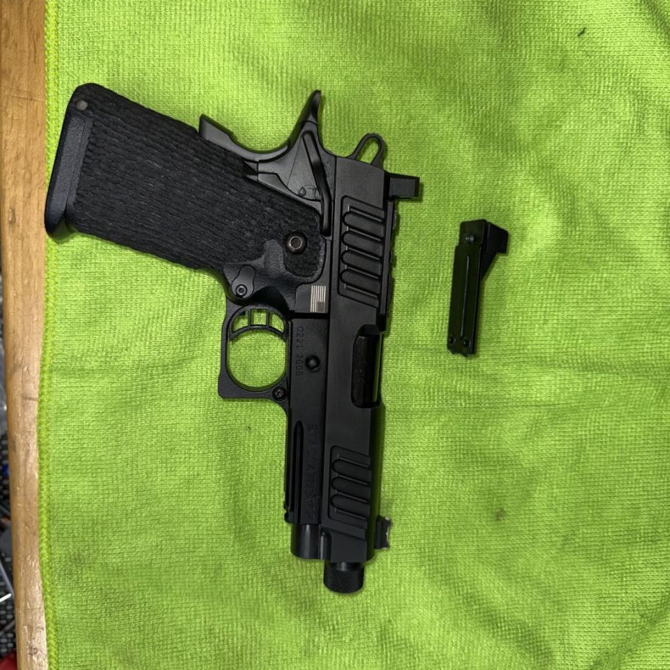 Image 5 - Staccato C2 w/ Threaded Barrel