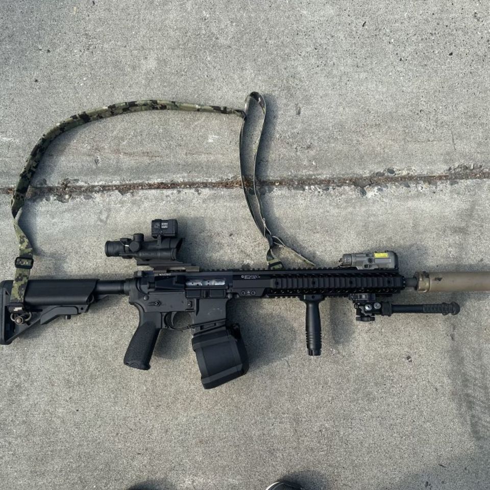 Image 2 - Custom RRH IAR upper 