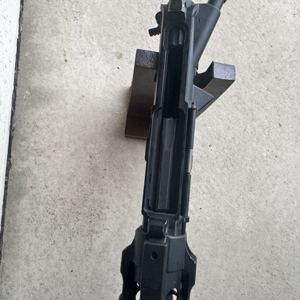 Image 4 - SR16 E3 CQB with ambi lower 