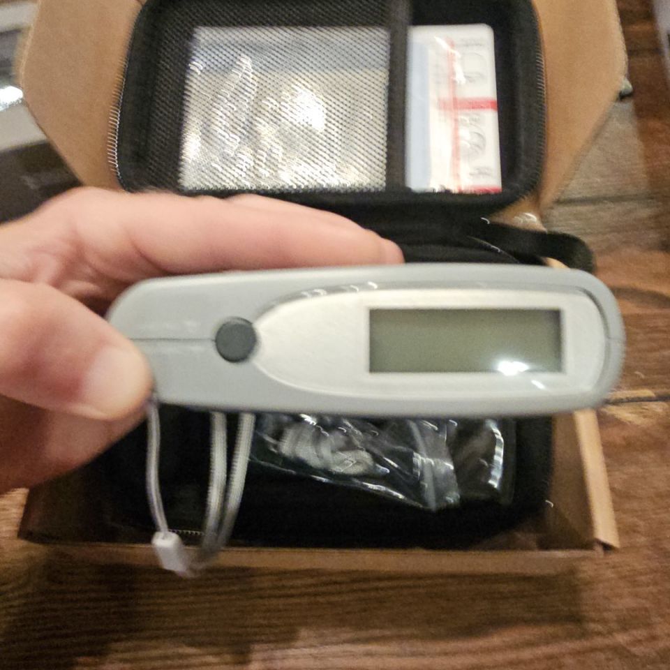 Image 5 - KSJ MG6-F1 Glossmeter