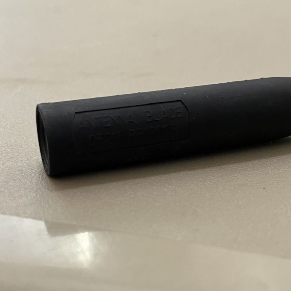 Image 2 - RAMI gooseneck antenna