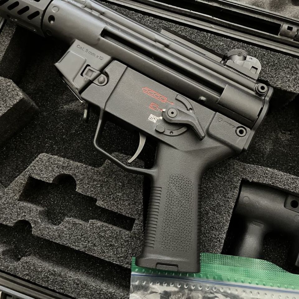 Image 2 - PTR9KT w/ extras