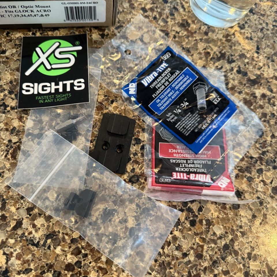 Image 2 - XS sights ACRO plate + irons