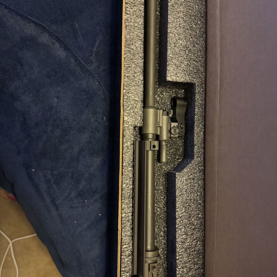 Image 1 - Extremely clean scar 16 barrel