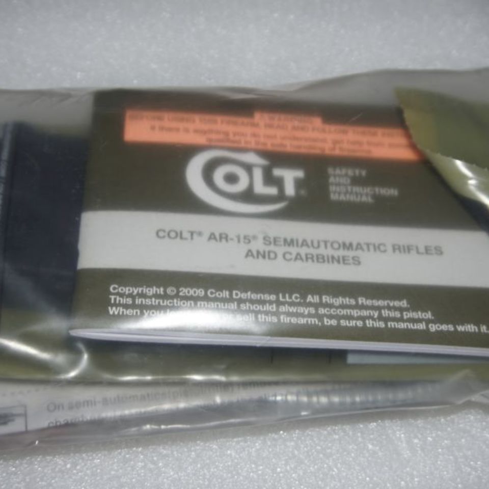 Image 8 - Colt M4 6920 Carbine 2013