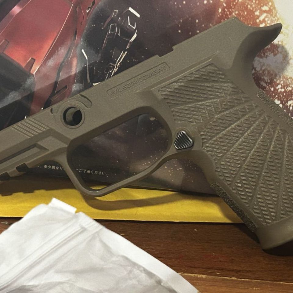 Image 3 - Wilson Combat Carry II Grip Module