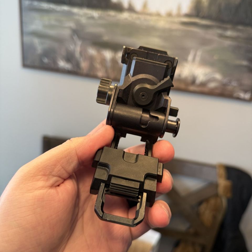 Image 3 - Wilcox G24 Black