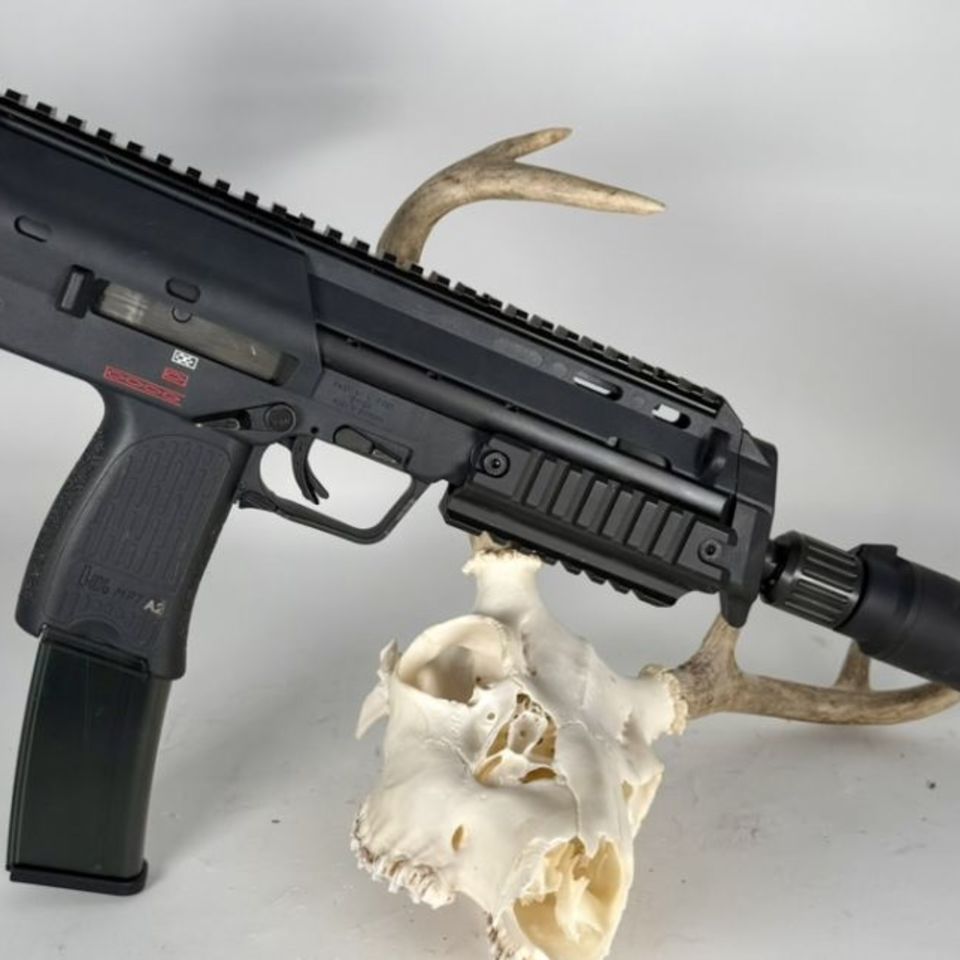 Image 2 - POST Sample MG factory MP7A2 
