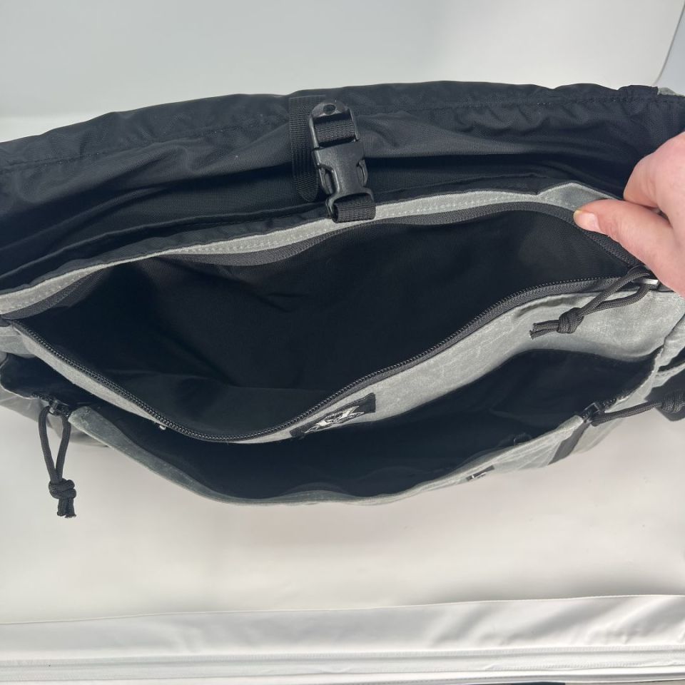 Image 3 - Grey Ghost gear shoulder bag