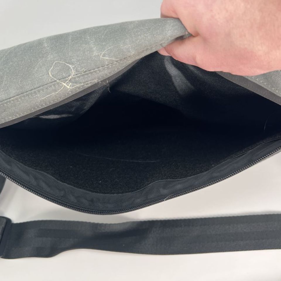 Image 5 - Grey Ghost gear shoulder bag