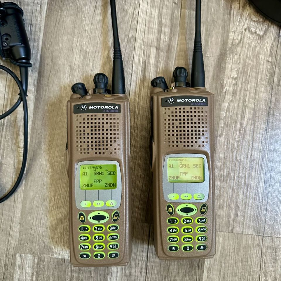 Image 2 - XTS 5000 Radio Bundle