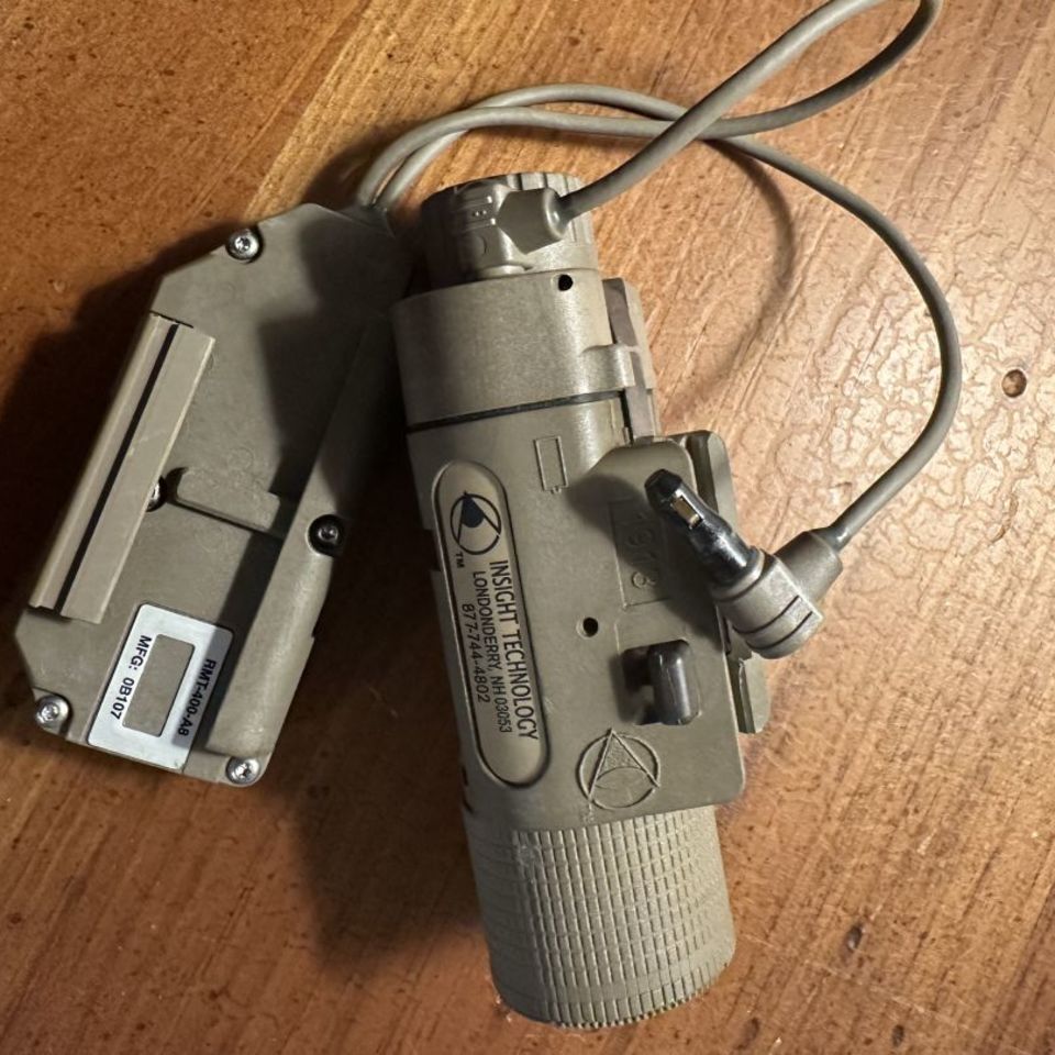 Image 2 - INSIGHT SU-233/PVS M3X LIGHT