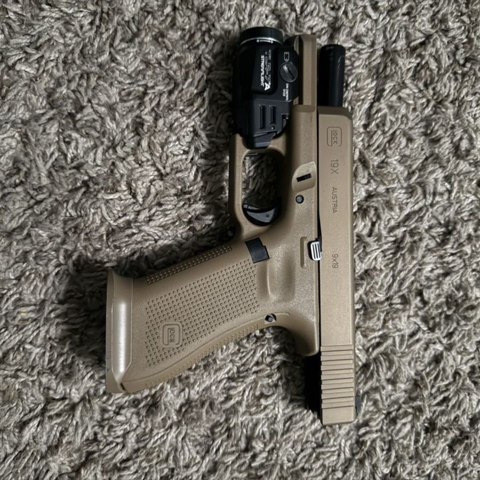 Image 2 - Glock 19x (CA)
