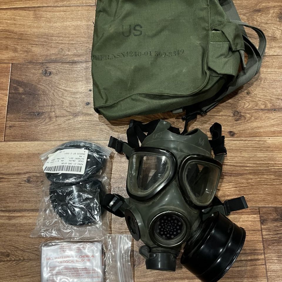 Image 1 - M40 mask, Medium