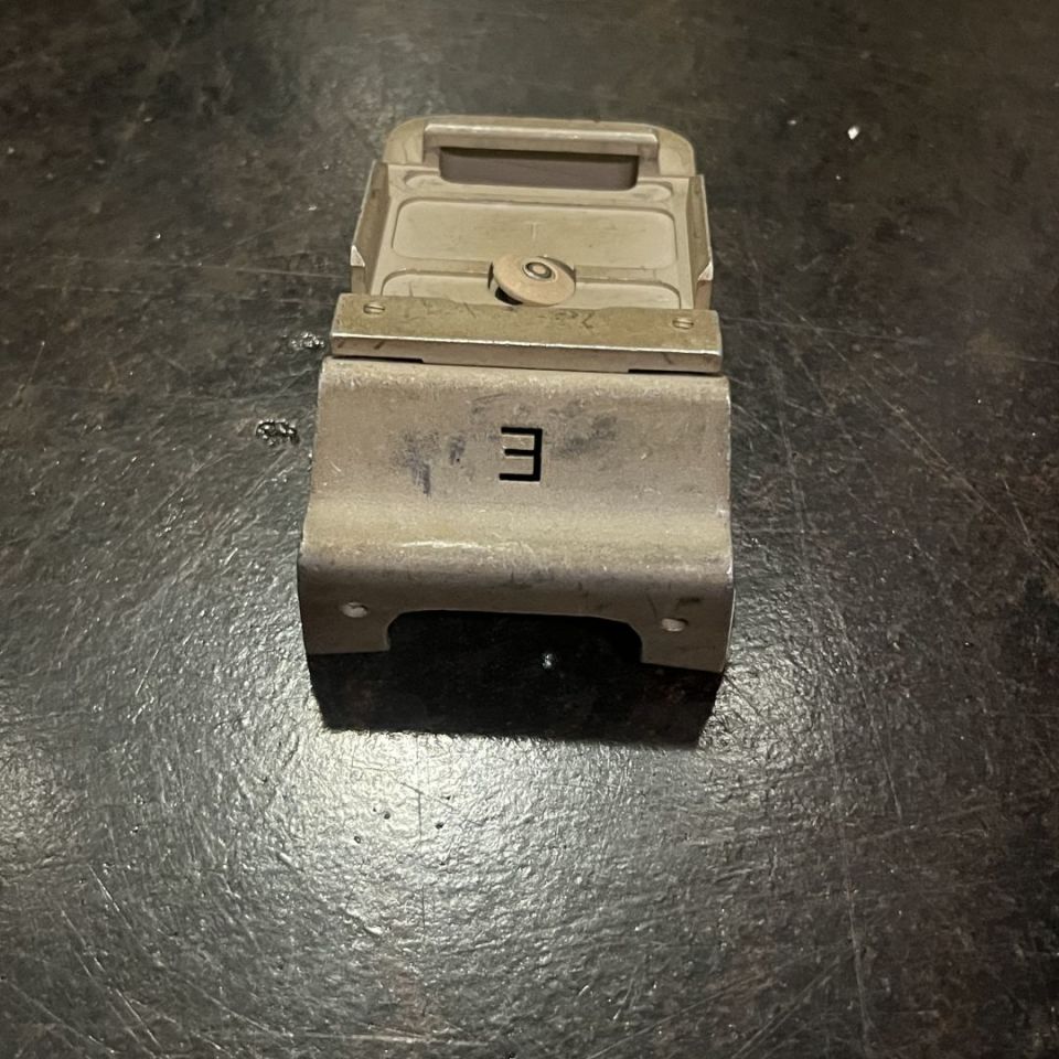 Image 2 - USGI TAN NVG MOUNT