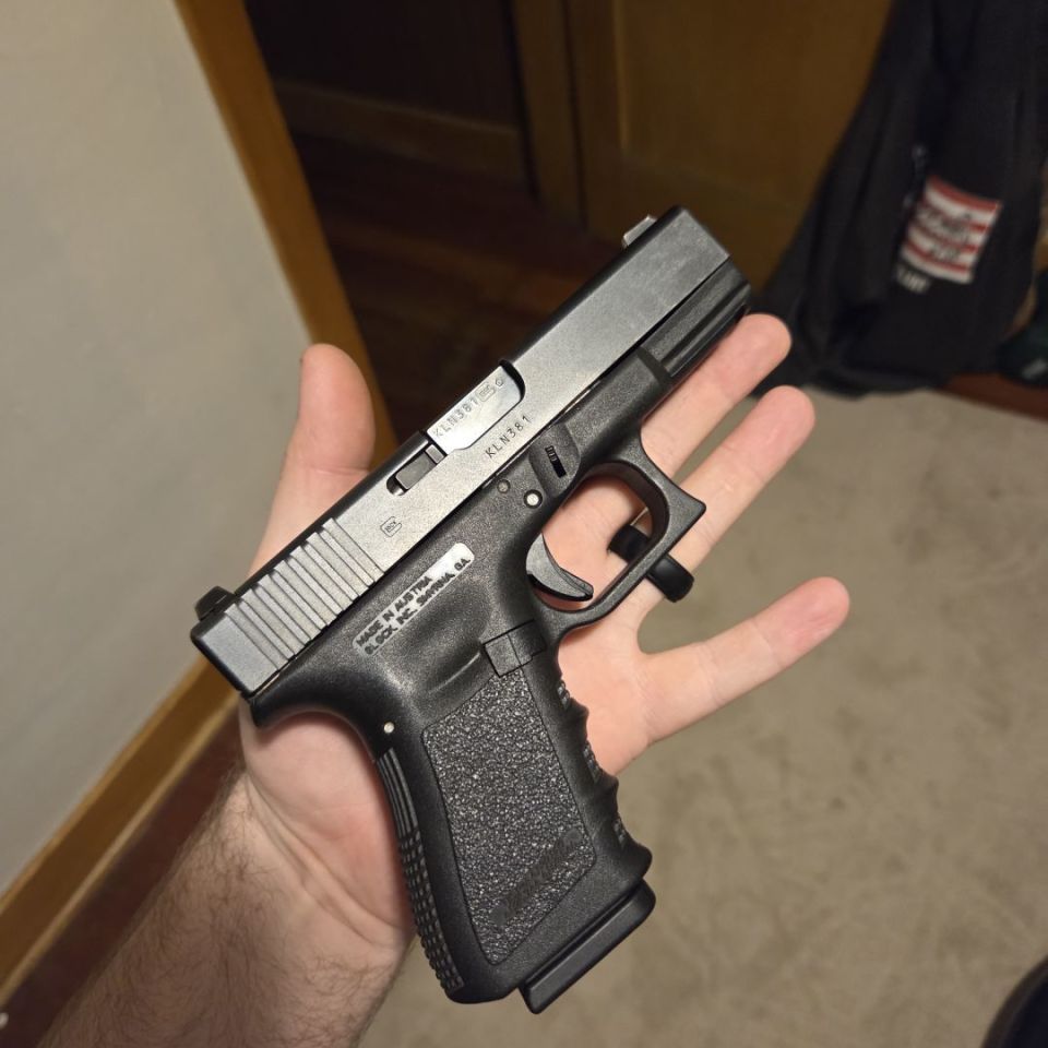 Image 3 - Glock 32 Gen 3