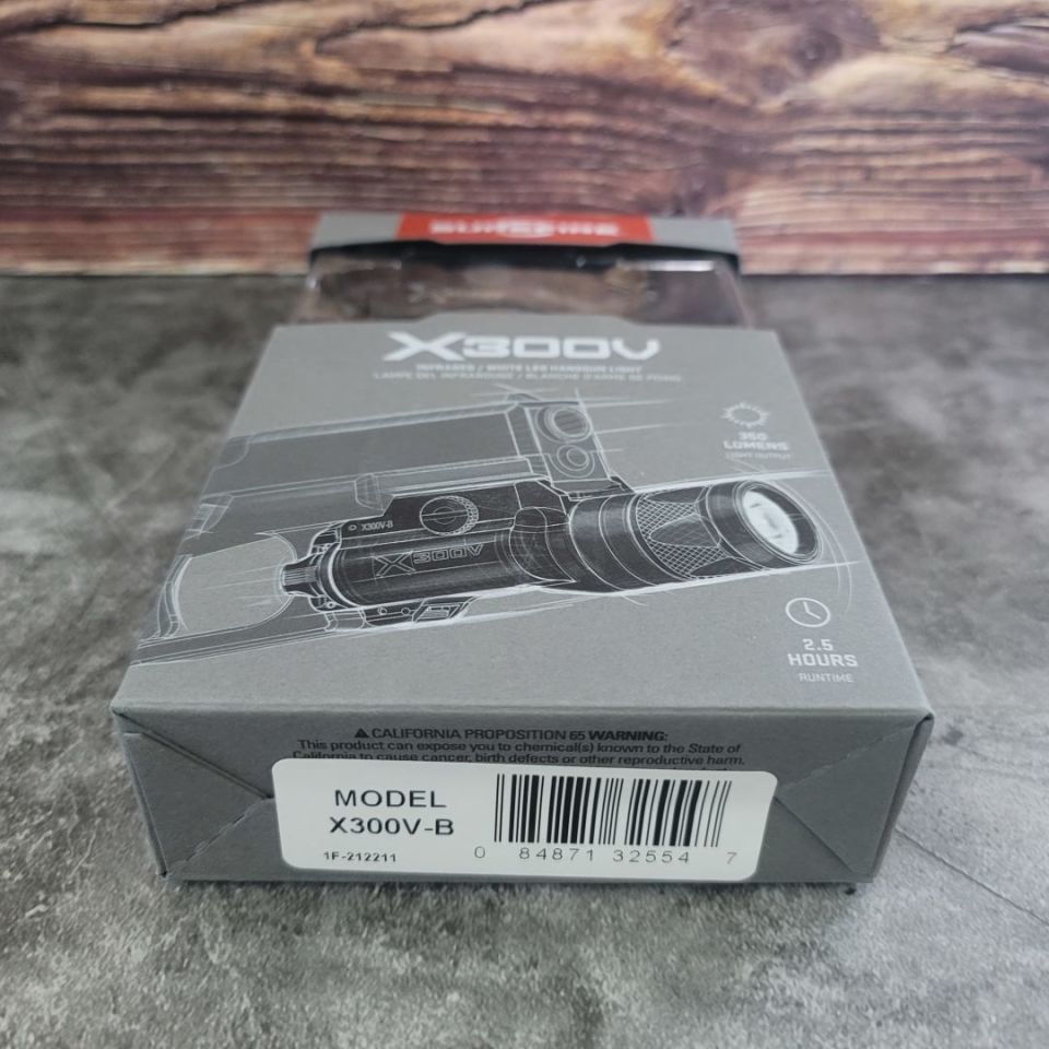 Image 3 - Surefire X300V-B Vampire NEW