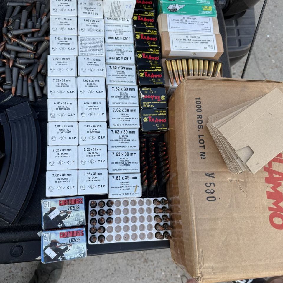 Image 2 - Gatta go, local only 