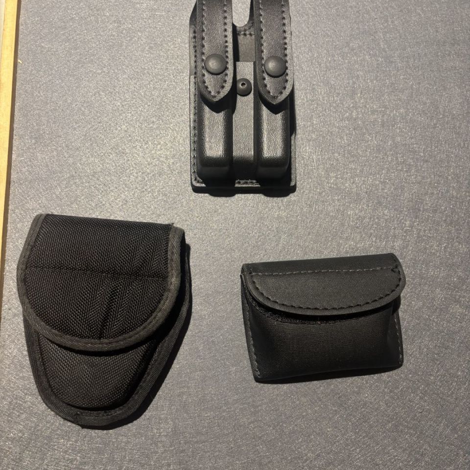 Image 1 - Safariland Duty pouches