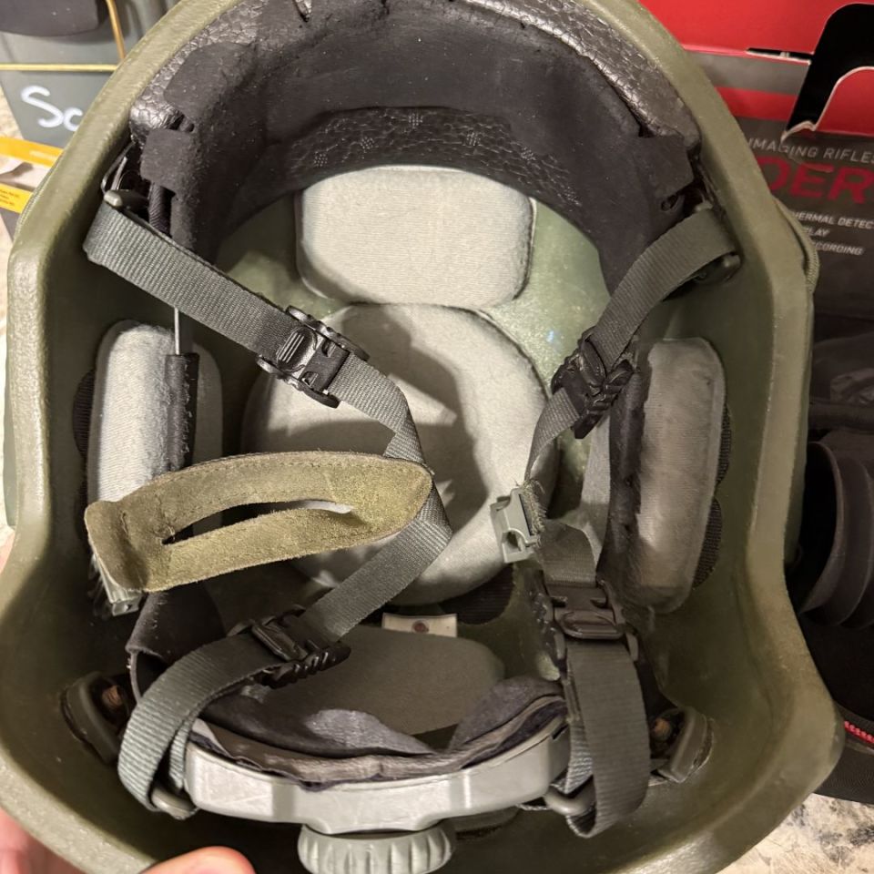 Image 2 - 3A ballistic helmet 